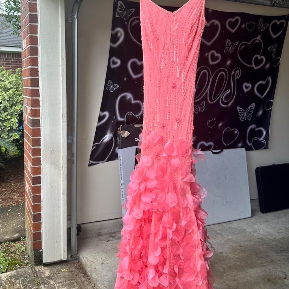 Elegant Pink Evening Gown